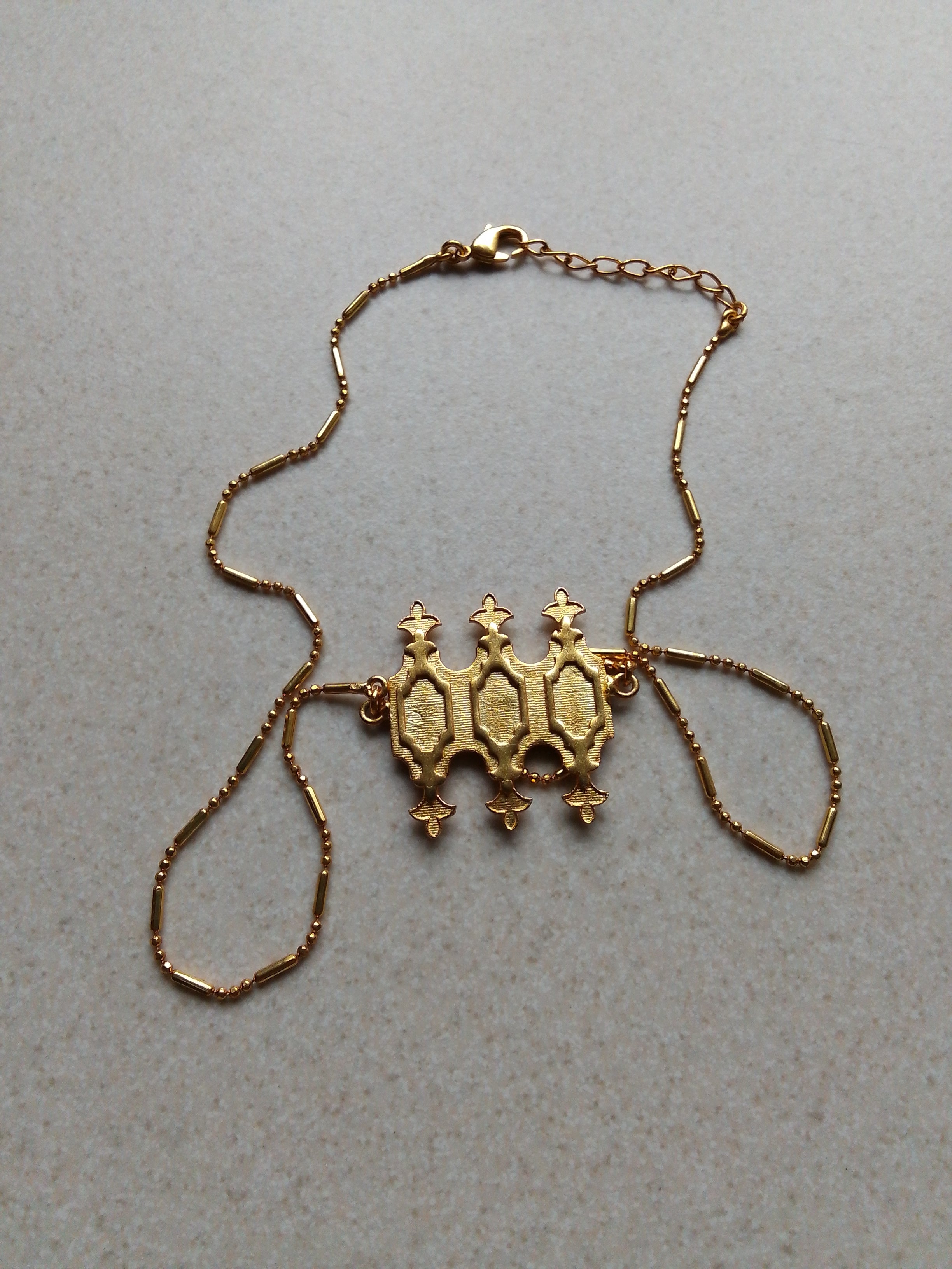 Arch Pendant