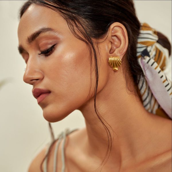 Rehwa Studs