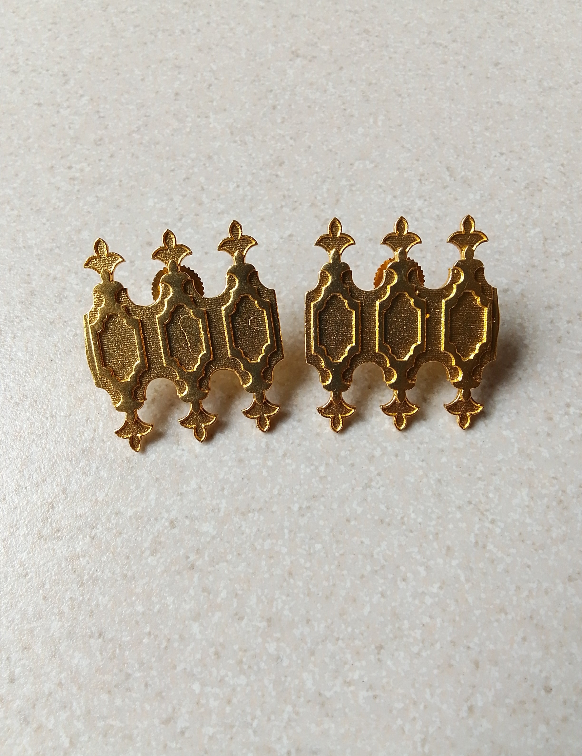 Gheeyar_Studs_1.jpg