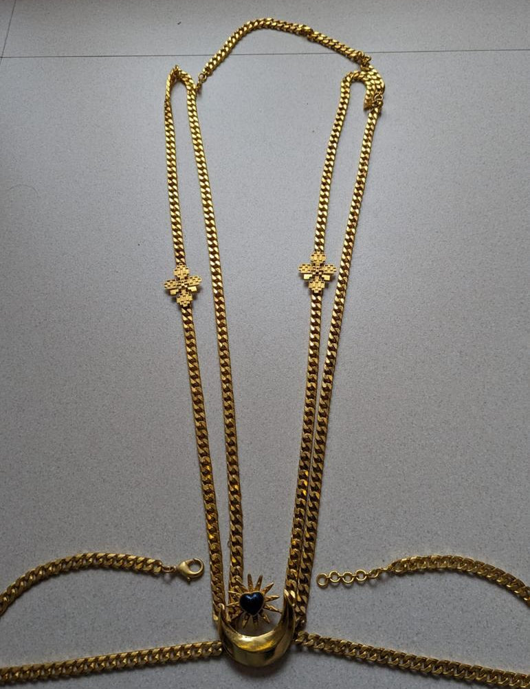 Lola_Body_chain_1.jpg