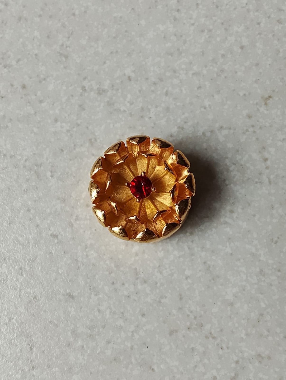 022 Ruby Flower Button Cover