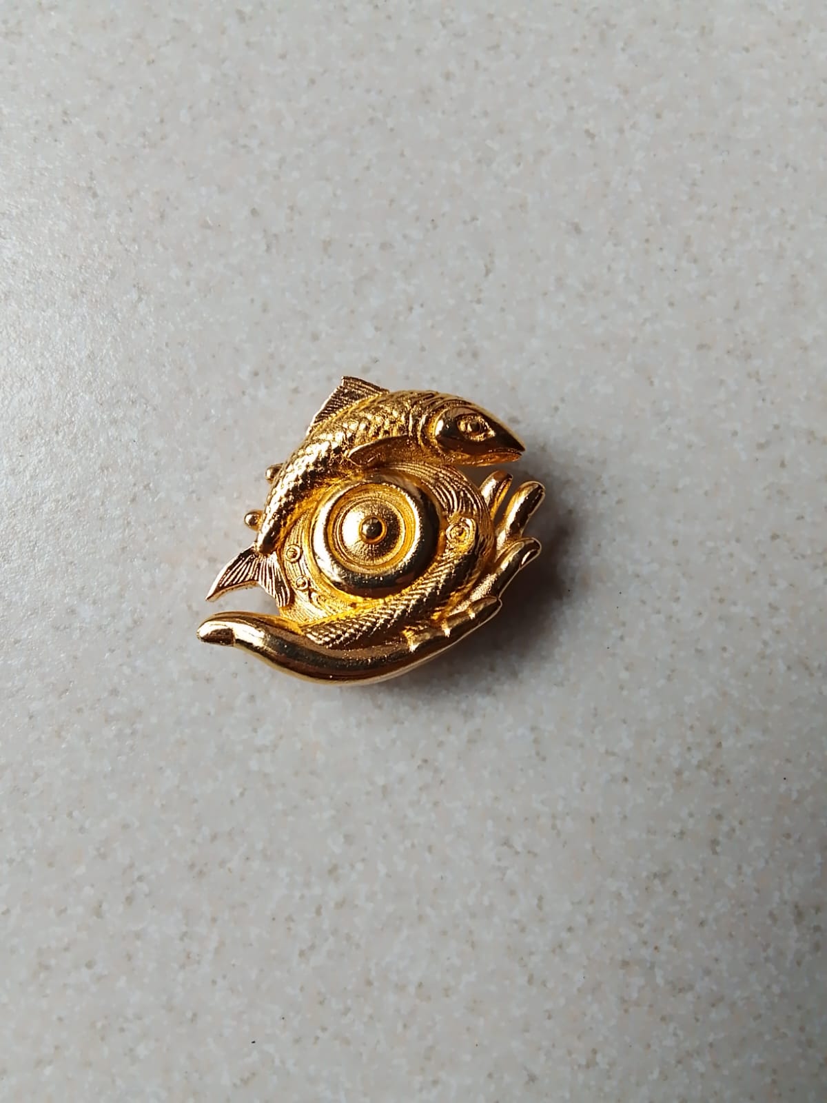 008 Fish Eye Button Cover