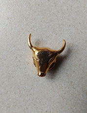 014 Nandi Button Cover
