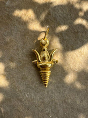 Trishu Pendant